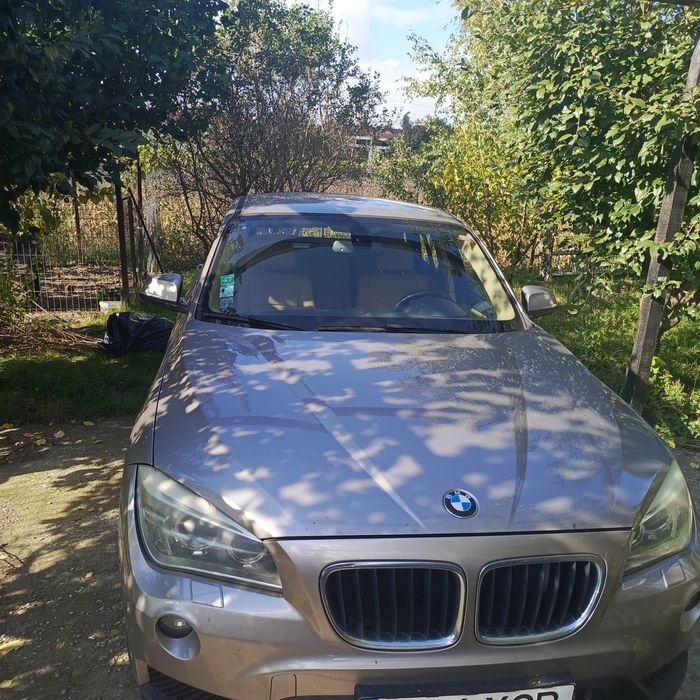 Vând BMW X1 2013