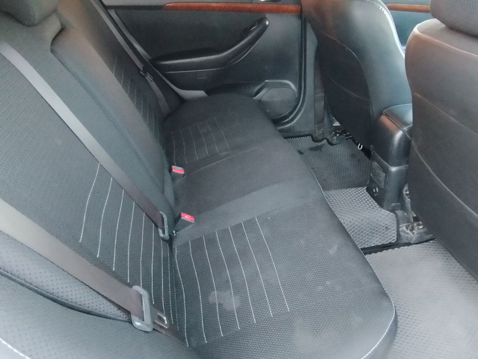 Легковые автомобиль