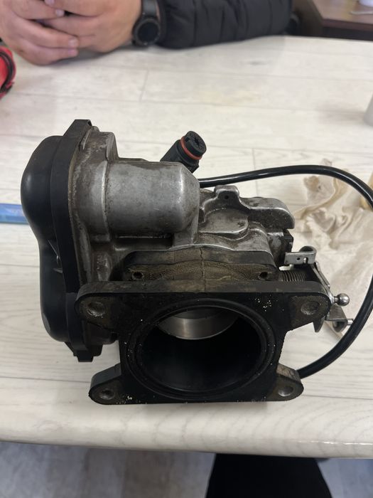 Дросель мерседес 111 мотор