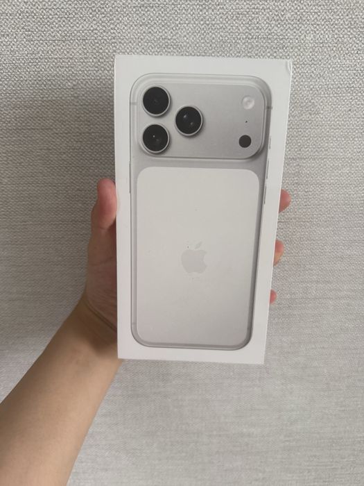 Айфон 17 про макс