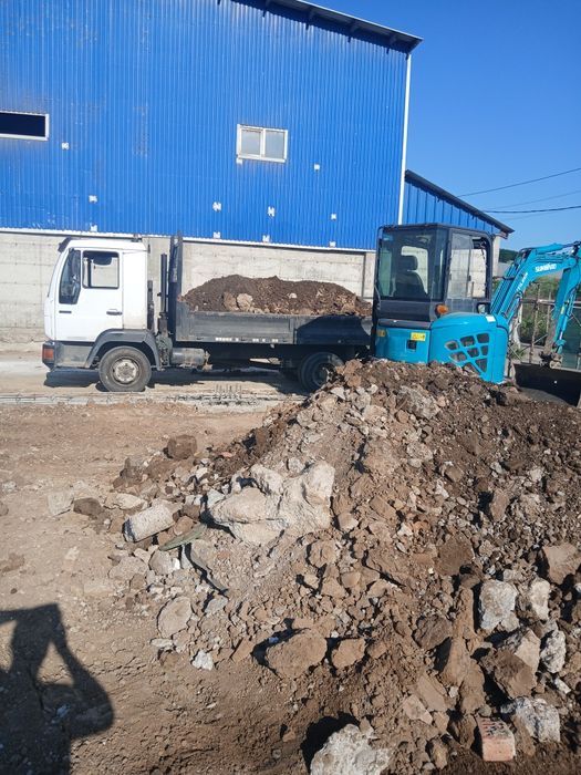 Demolări săpături fundații. beciuri.fose .nivelare terenuri
