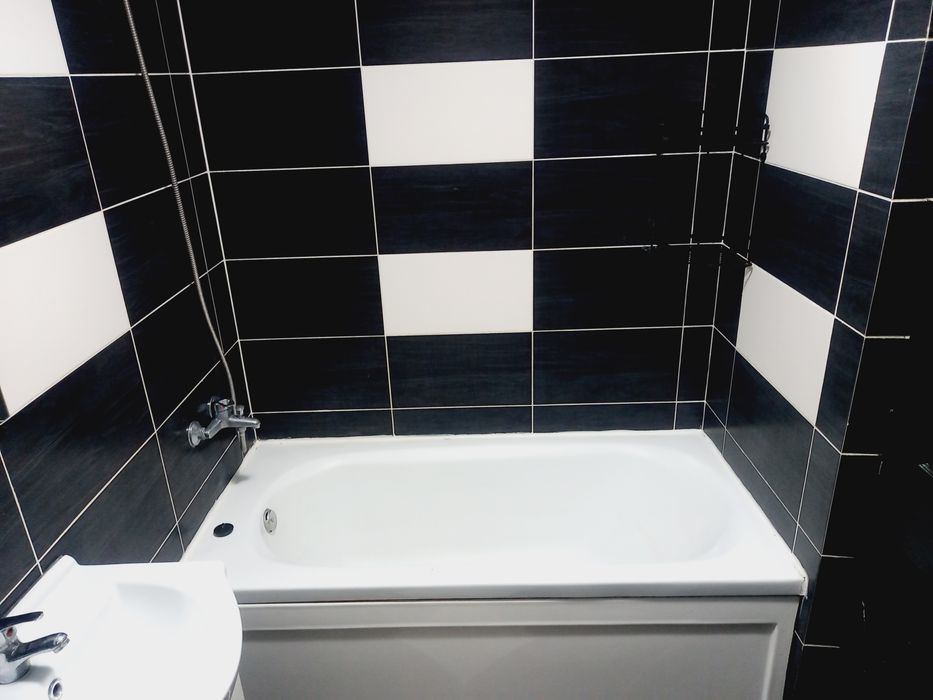 Inchiriez ap cu 2 camere in bloc nou in sfantu ilie