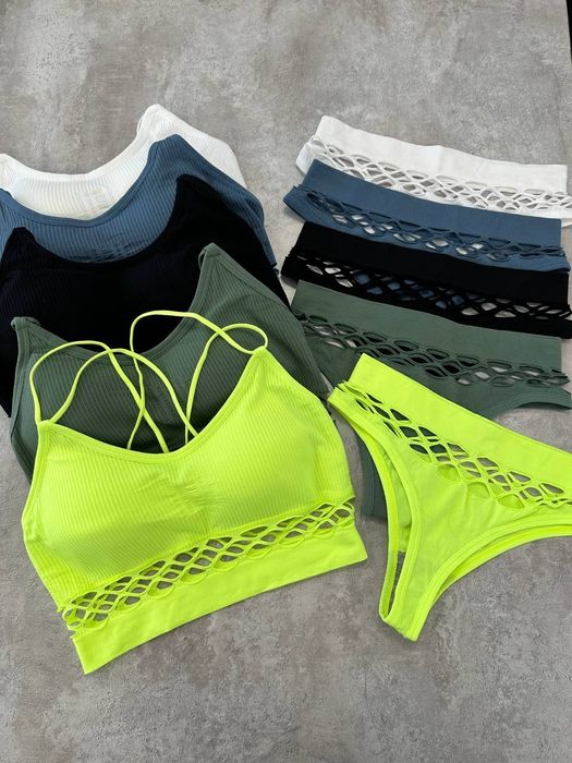 Чёрный комплект с сеткой