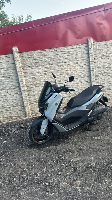 Yamaha NMAX Tech MAX 125cc – Ca nou, 70 km, Înmatriculat