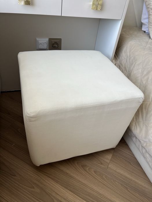 Продам пуфики удобные