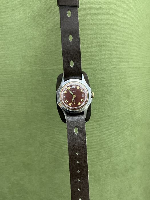 Часы Победа     .