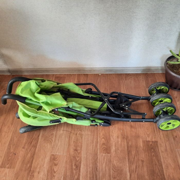 Коляска продам б/у