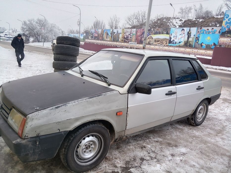 Продам 21 099 на ходу есть обмен