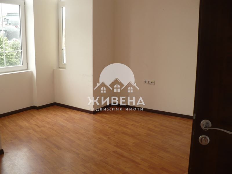 Офис в Варна-Операта площ 336 цена 2688