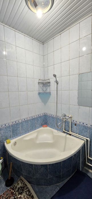 Продается 2в3 комнатная квартира Чиланзар 20а Хамкор банк