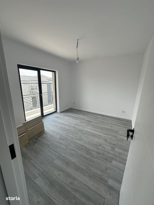 Casă singulară, 4 camere, teren 250 mp, gata de utilizare