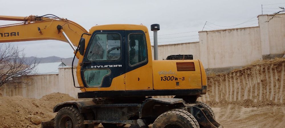 Экскаватор хундай