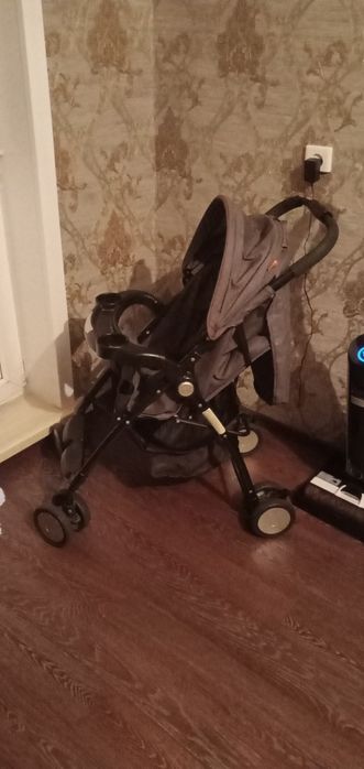 Коляска летняя легкая