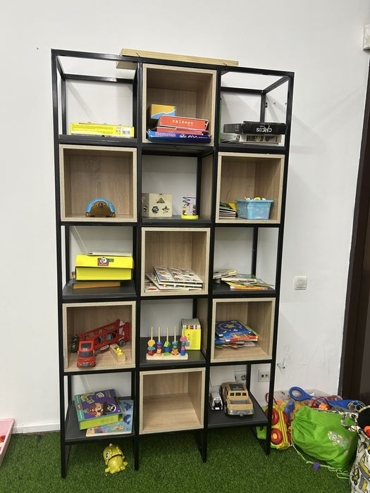 Продам шкафы  и стеллажи