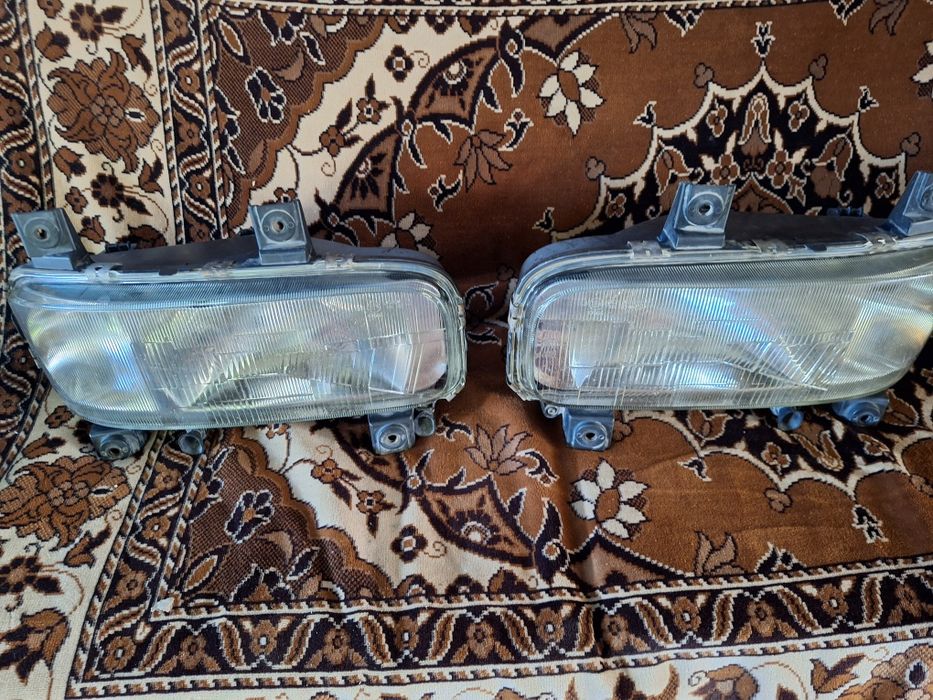 Фары мерседес атего