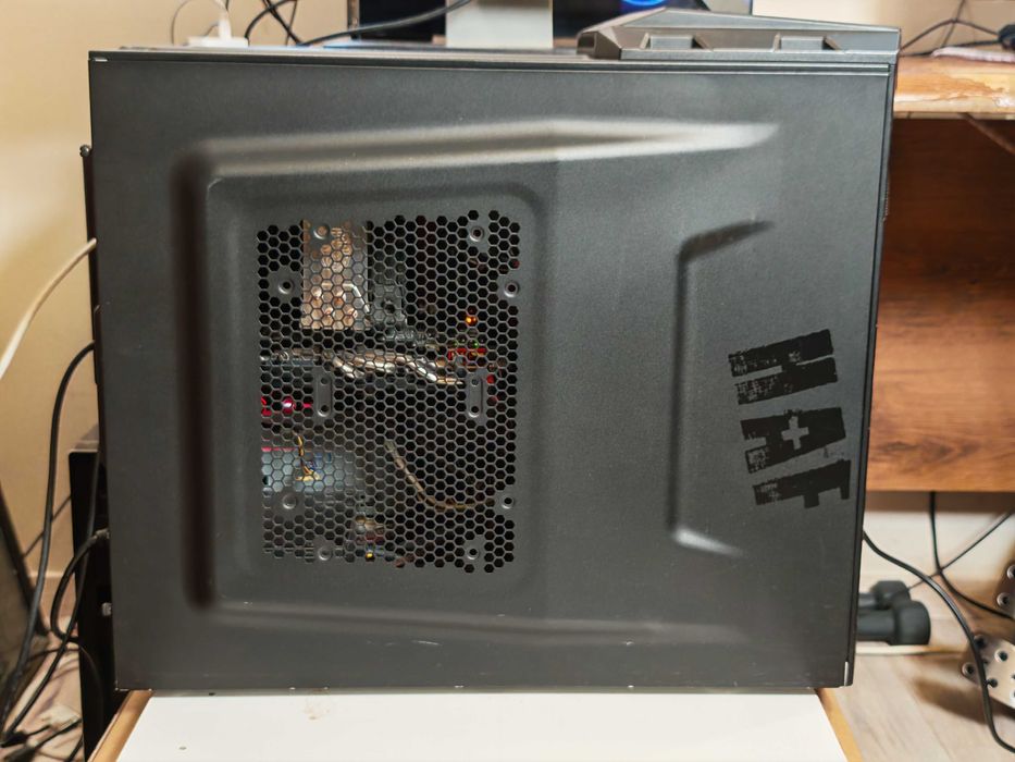 Офис Компютър + 24" DELL UltraSharp U2410 IPS монитор