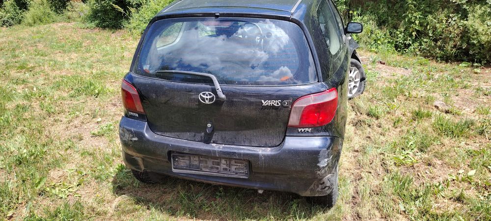 Продавам TOYOTA YARIS  1.0 VVT-i на Части!!
(0)