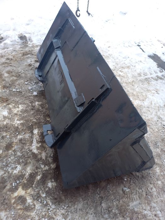 Cupa bobcat miniincarcator cat komatsu etc, lățime 1.85m