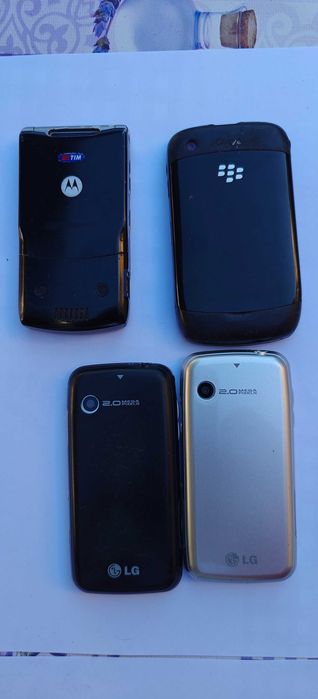 Motorola Razr V3xx BlackBerry Curve 8520 Lg Gs290