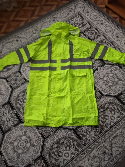 Продам спец одежду