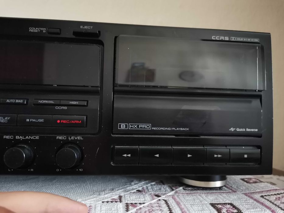 Продавам Kenwood KX-W8040