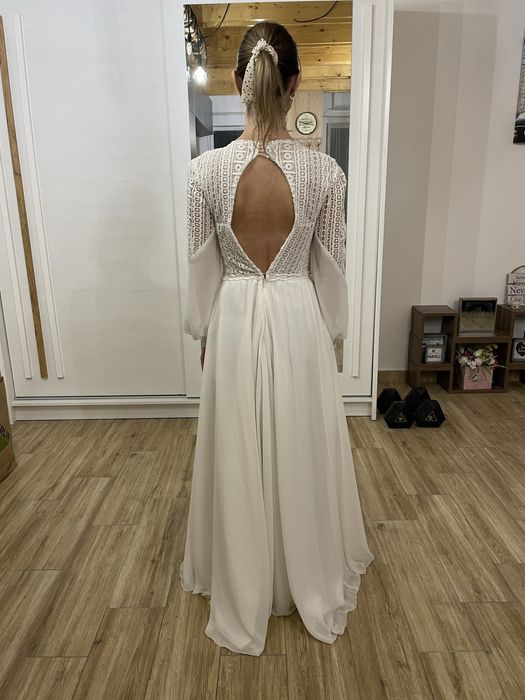 Rochie de mireasa tip A