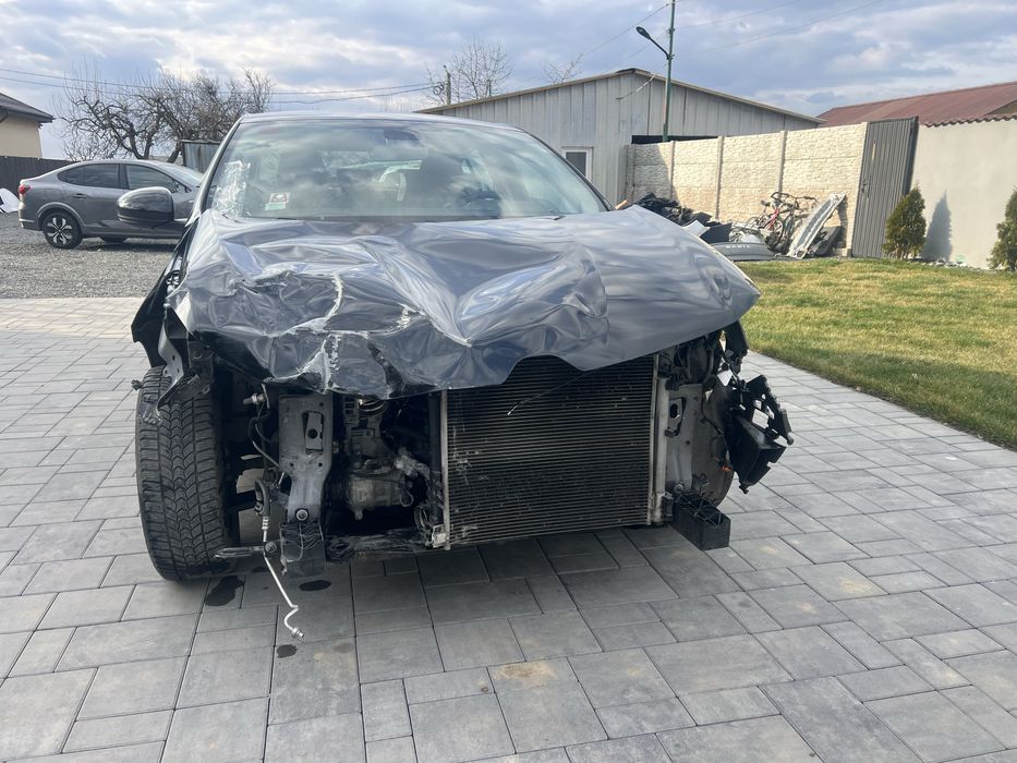 Renault megane 4 1.3 tce 2022  avariat