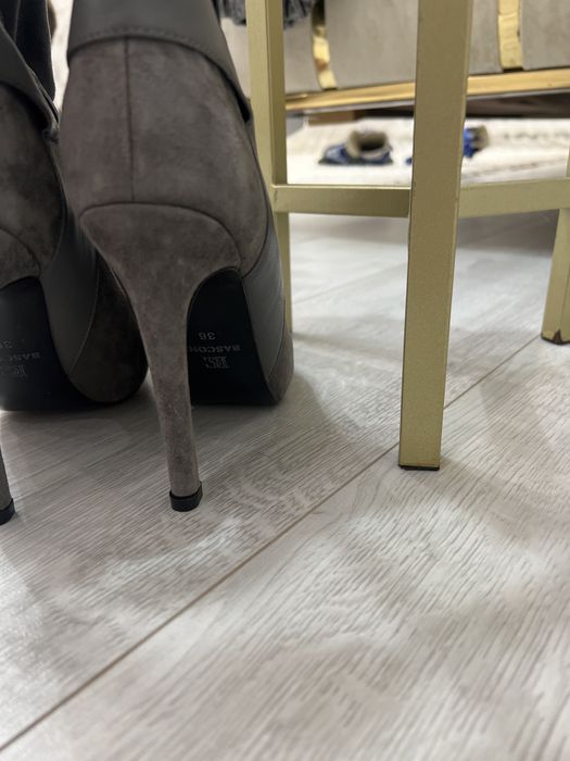 Ботфорты Баскони срочно