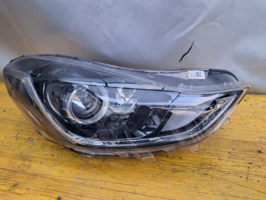 Фар Hyundai  i10 2020г