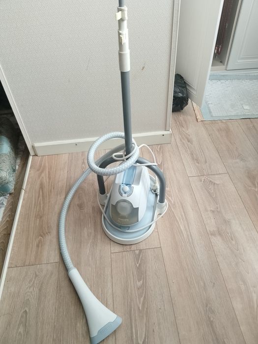 Паровой утюг Филипс  в отличном состоянии!