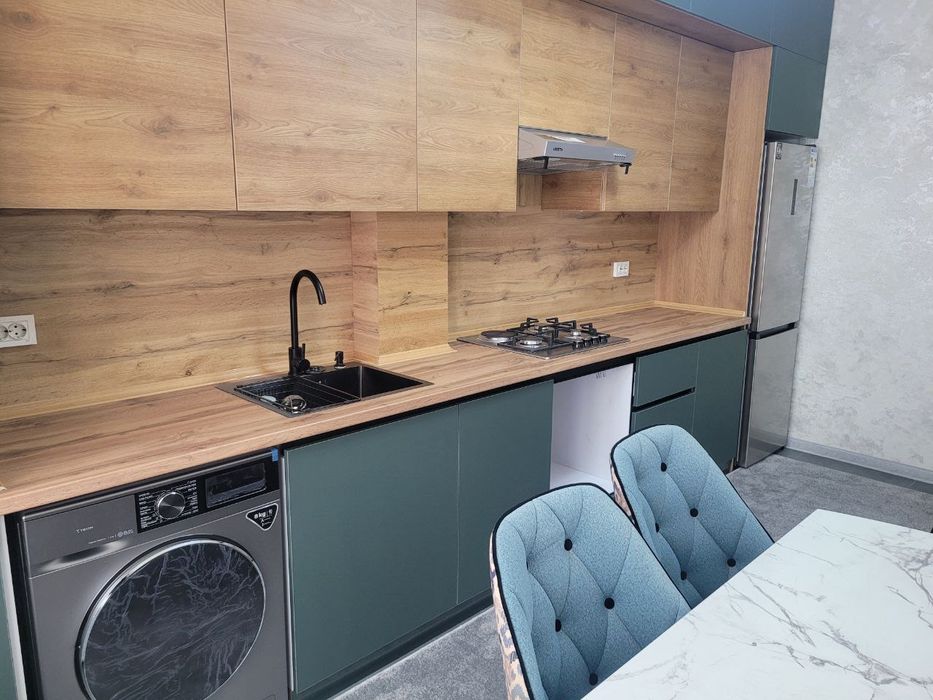 Фархадеске бозор якнида Аренда бор