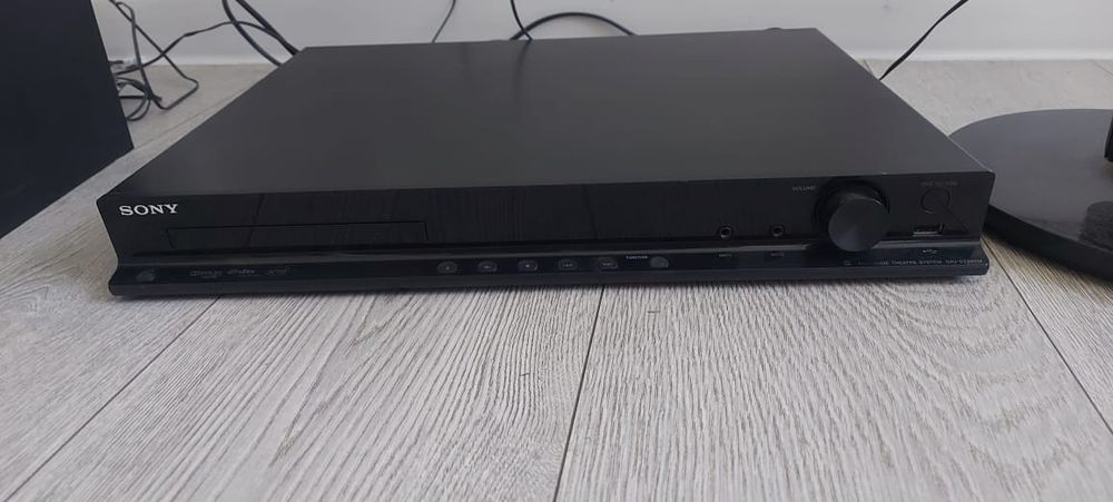 Домашний кинотеатр Sony DAV-DZ840M