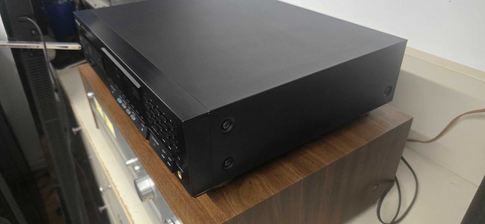 Compact disc  Kenwood  DP 8010