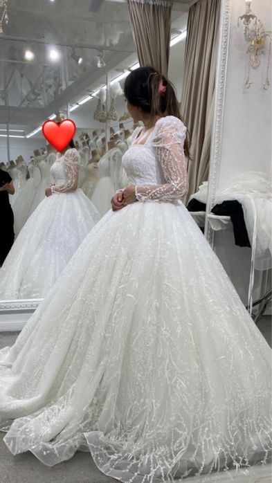 Свадебное платье