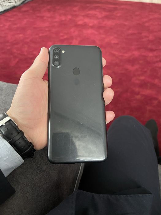 Самсунг А11 срочно есть торг