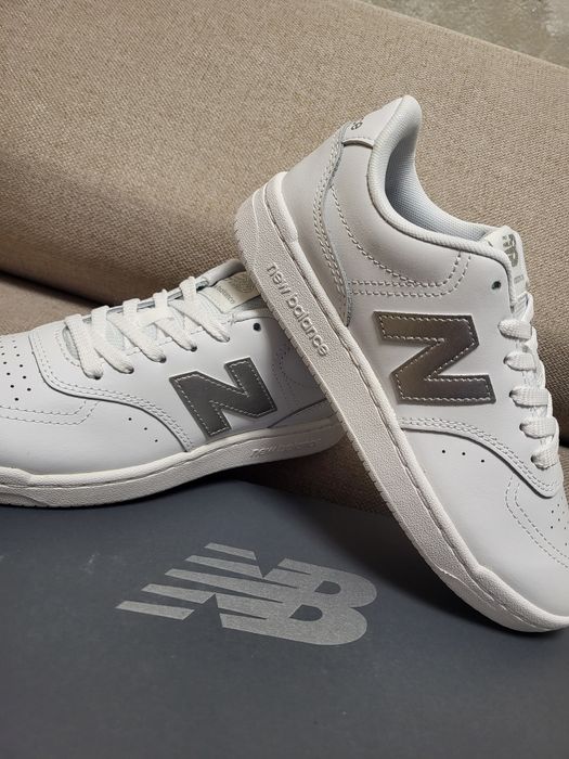 Adidași New Balance 37