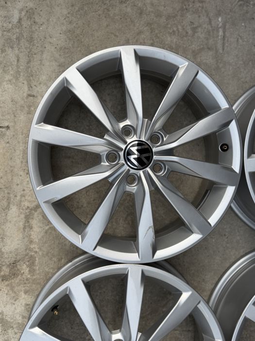Jante originale VW Golf 6 7 R17 Dijon 5x112 5G0601025K 6J ET48