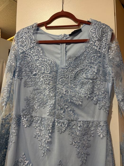 Официална синя рокля