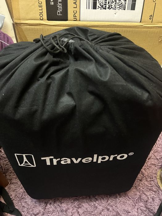 Чисто нов луксозен куфар Travelpro Platinum® Elite Slim Cabin Hardshell Spinner V2