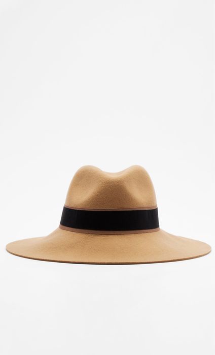 Palarie din  fetru eleganta marca  ZARA - SPECIAL EDITION