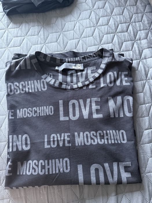 Tricou love moachino