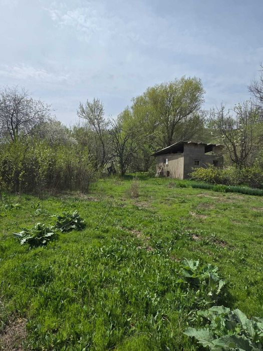 Продается дом-дача с хоз.постройками рядом речка