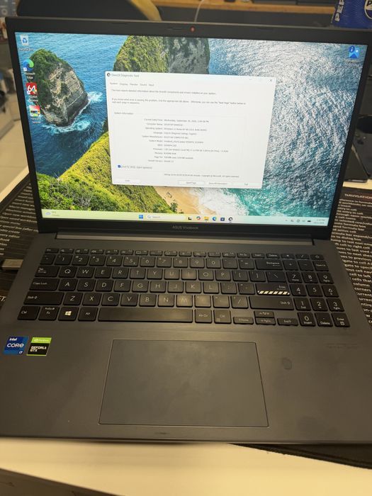 ASUS Vivobook Pro 15 OLED i7 16GB 512GB GTX 1650 Max-Q defect balama