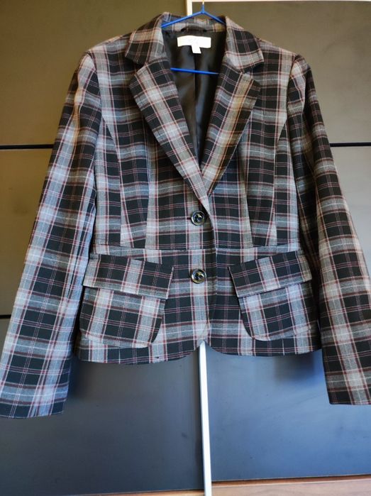 Дамски сака, жилетка и костюм