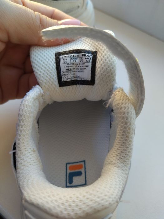 Продам дет. кроссовки  18 размер Fila