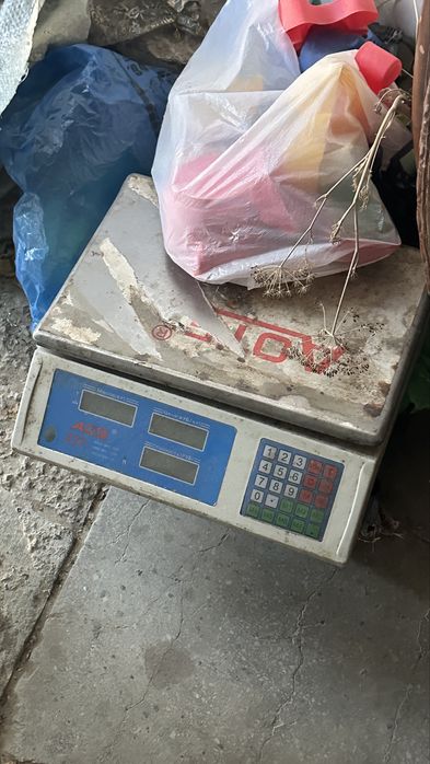 Продам весы на запчасти