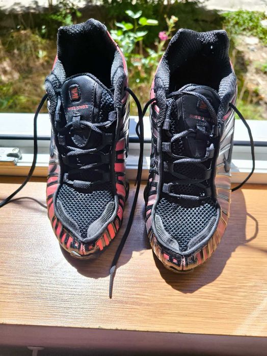 Продавам маратонки NIKE SHOX, хамелеон, 25€
