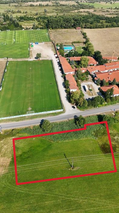 Парцел за продажба между Банско и село Баня