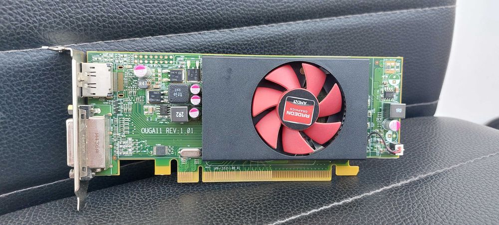 Radeon 5 240 Low Profile, răcire GTX 750Ti