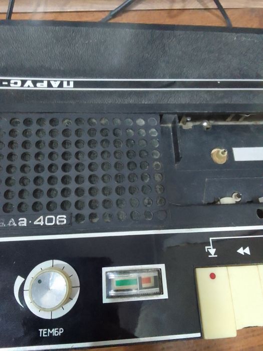 Срочно продается магнитофон "Парус" СССР.1974.